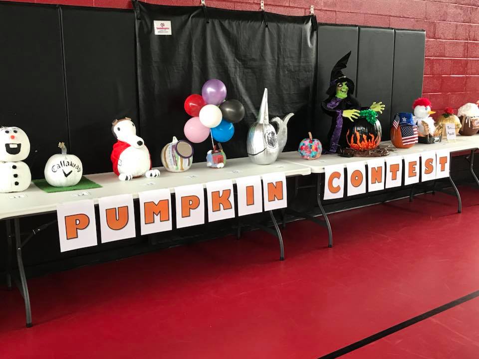 Pumpkin Decorating Contest - Bartelso Grade School
